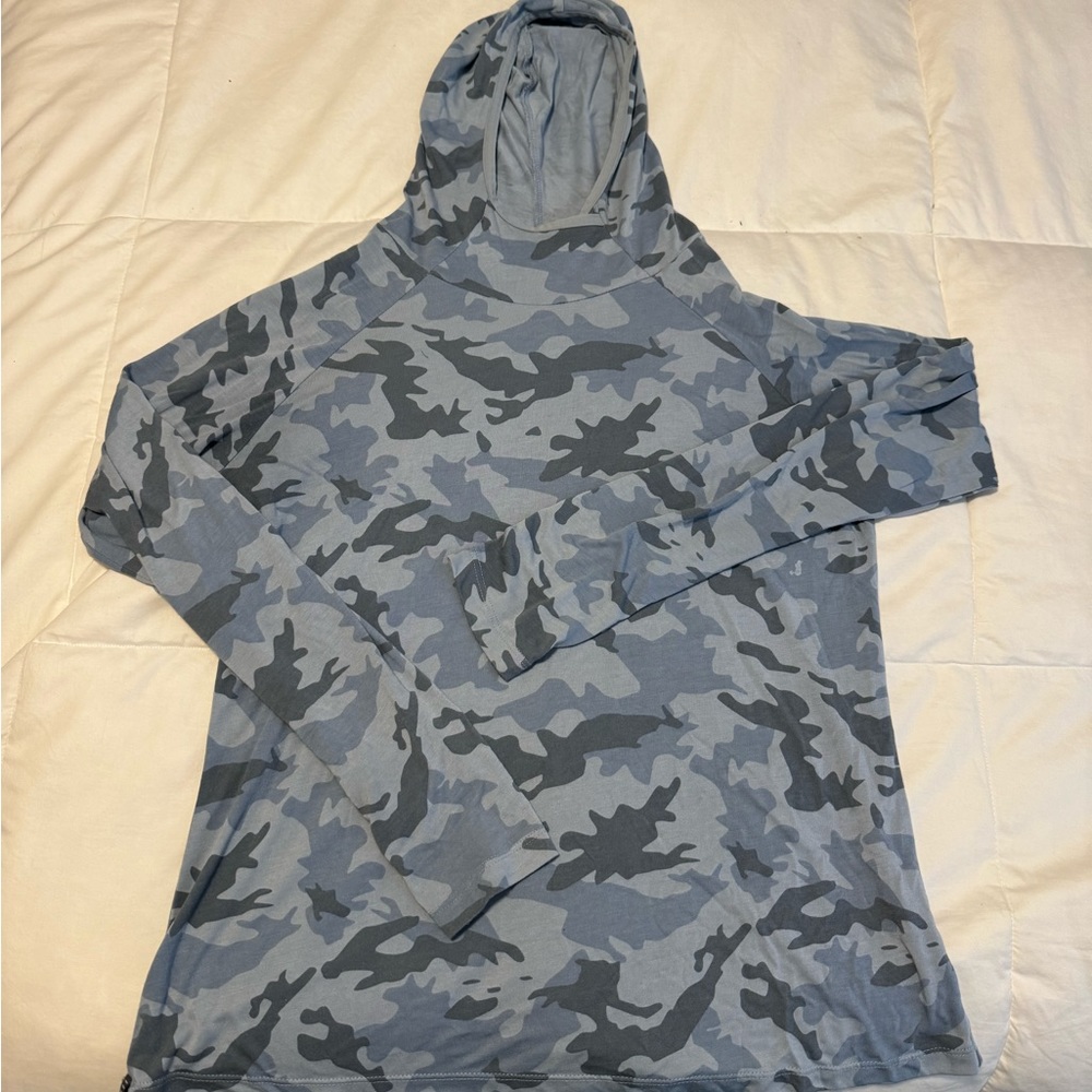 Free Fly Apparel women’s bamboo lightweight hoodie blue tidewater camouflage